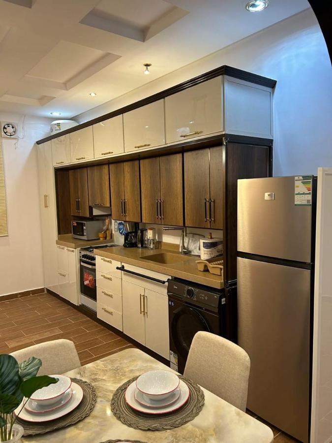 Apartment متكاملة غرفتين مع جاكوزي *